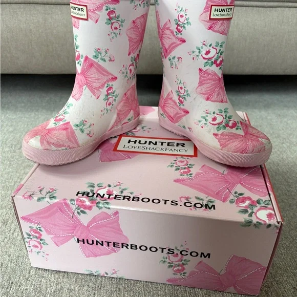Hunter x LoveShackFancy Girls Pink Floral Bow Rain Boots - Picture 9 of 10